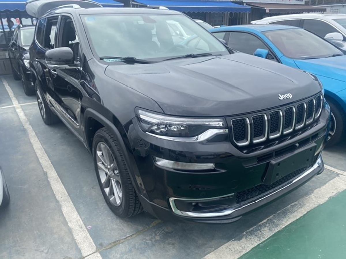 Jeep 大指揮官  2018款 2.0T 四驅(qū)尊享導(dǎo)航版 國VI圖片