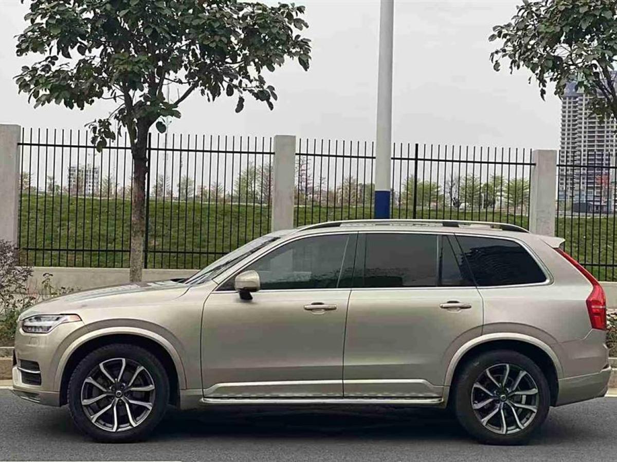 沃爾沃 XC90  2015款 T6 智尊版 7座圖片