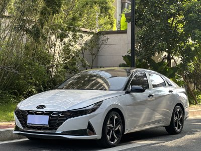 2023年8月 現(xiàn)代 伊蘭特 1.5L CVT LUX尊貴版圖片