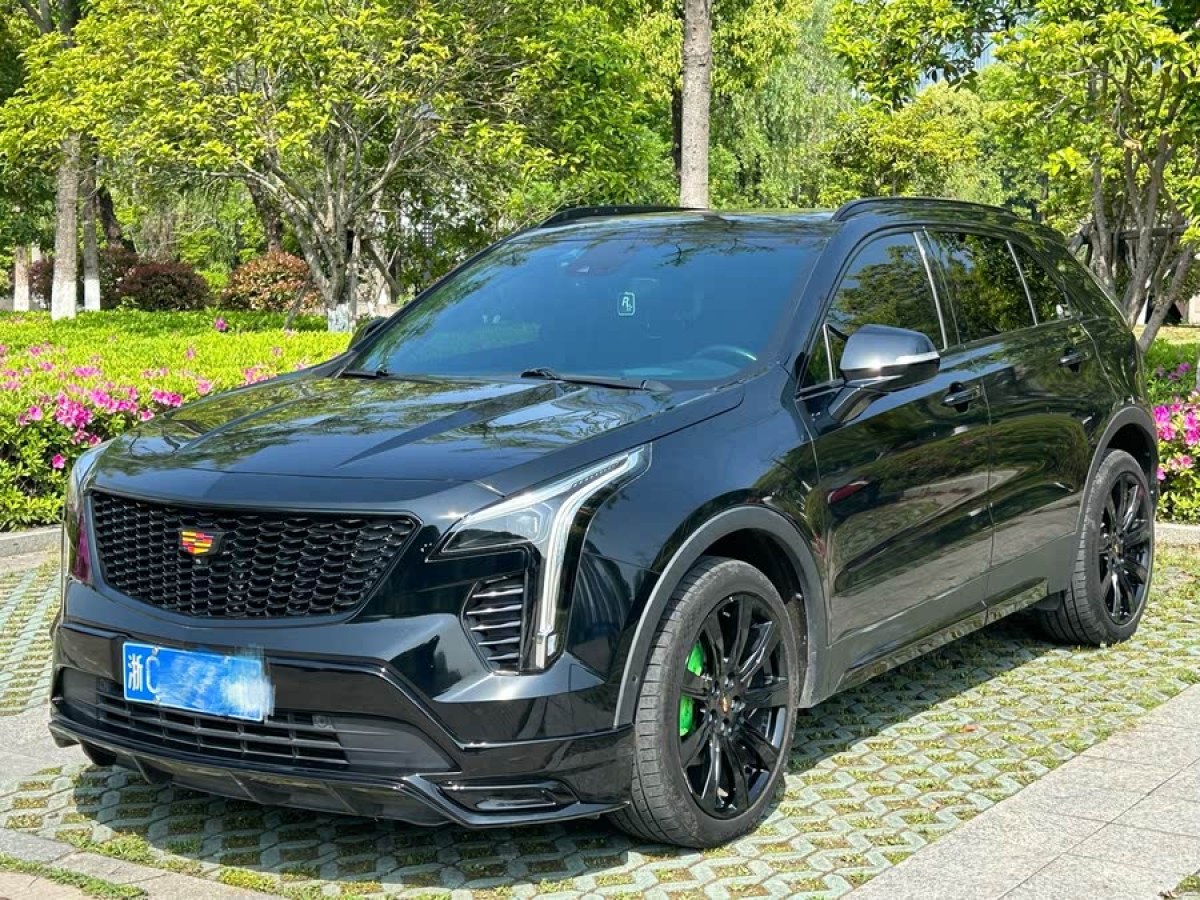 凱迪拉克 XT4  2018款 28T 四驅(qū)鉑金運動版圖片
