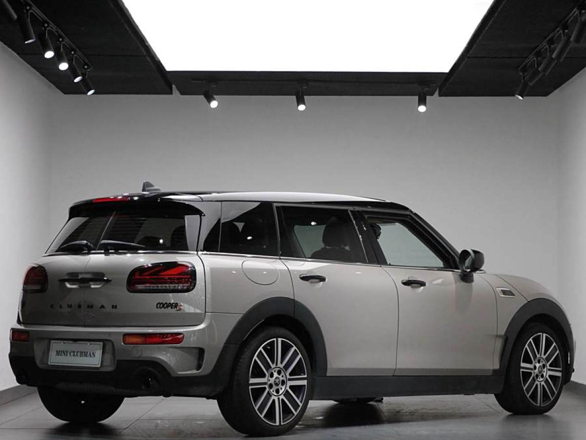 MINI CLUBMAN  2023款 改款 2.0T COOPER S 鑒賞家圖片