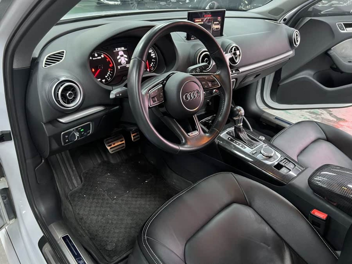 奧迪 奧迪A3  2019款 Sportback 35 TFSI 進(jìn)取型 國V圖片