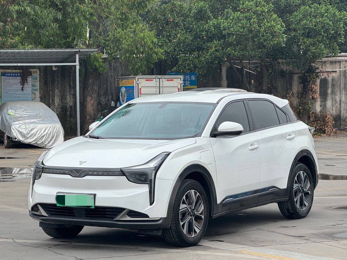 哪吒 哪吒U  2022款 改款 Pro 400 暢行網(wǎng)約版圖片