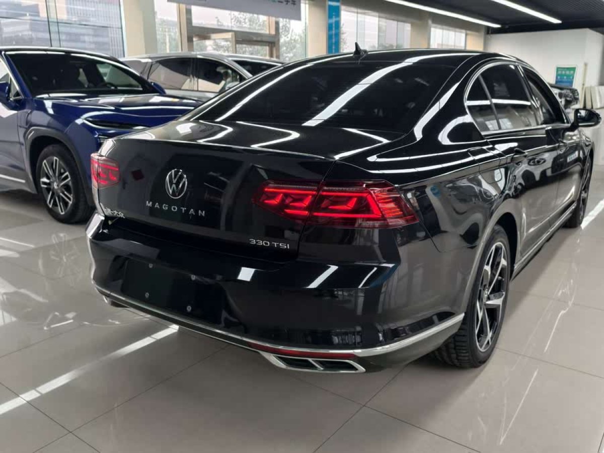 大眾 邁騰  2023款 200萬輛紀(jì)念版 330TSI DSG豪華型圖片