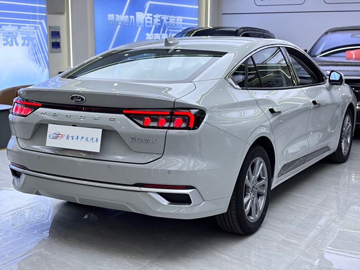 福特 蒙迪歐  2023款 EcoBoost 180 豪華型圖片