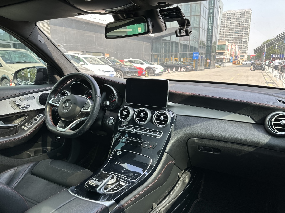 2019年4月奔馳 奔馳GLC AMG  2017款 AMG GLC 43 4MATIC