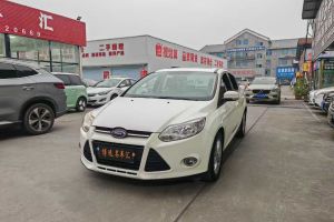 ?？怂?福特 兩廂經(jīng)典 1.8L 自動酷白典藏版