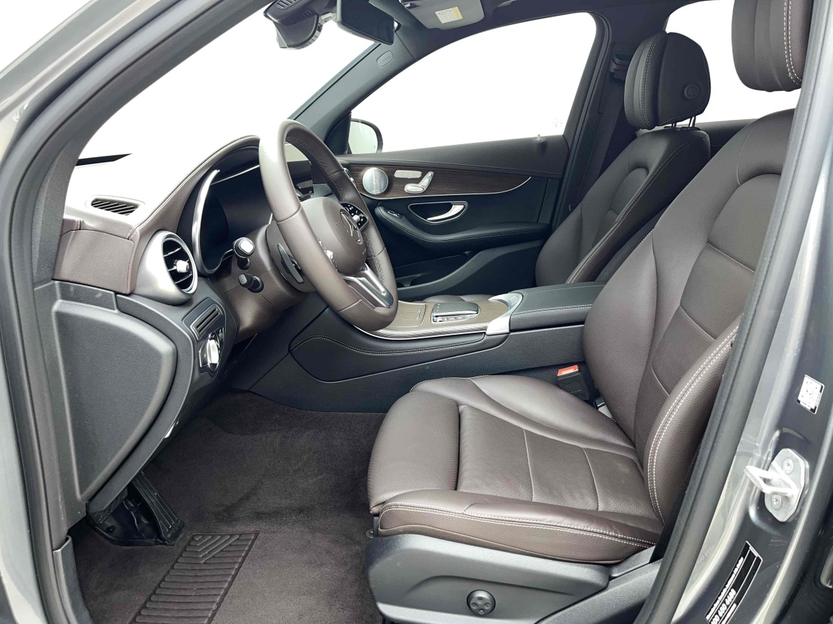 2021年6月奔馳 奔馳GLC  2021款 GLC 300 L 4MATIC 豪華型