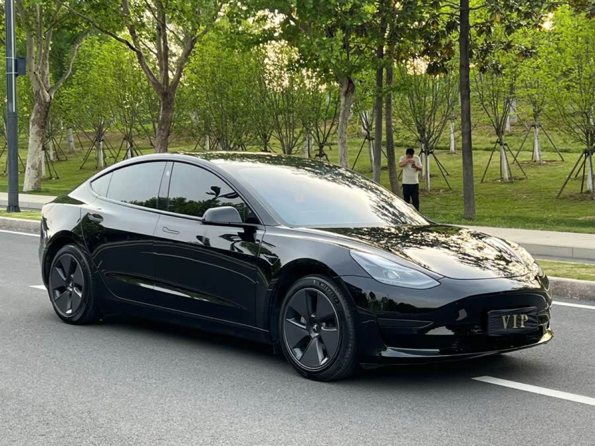 特斯拉 Model 3  2023款 煥新版 后輪驅(qū)動(dòng)圖片