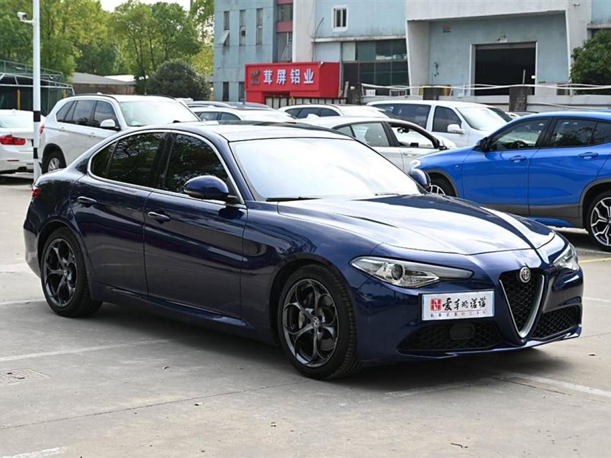 阿爾法·羅密歐 Giulia  2017款 2.0T 280HP 豪華版圖片