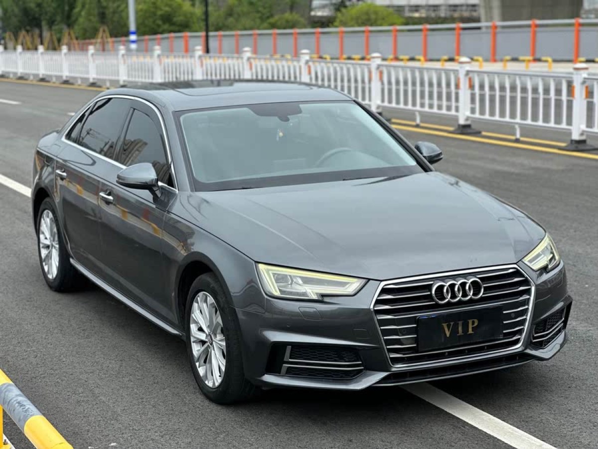 奧迪 奧迪A4L  2019款 40 TFSI 進(jìn)取型 國(guó)VI圖片