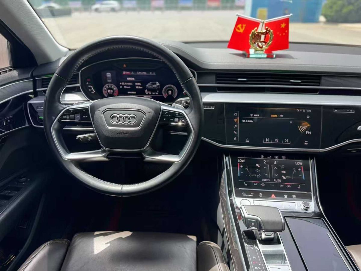 奧迪 奧迪S8  2020款 S8L 4.0TFSI quattro圖片