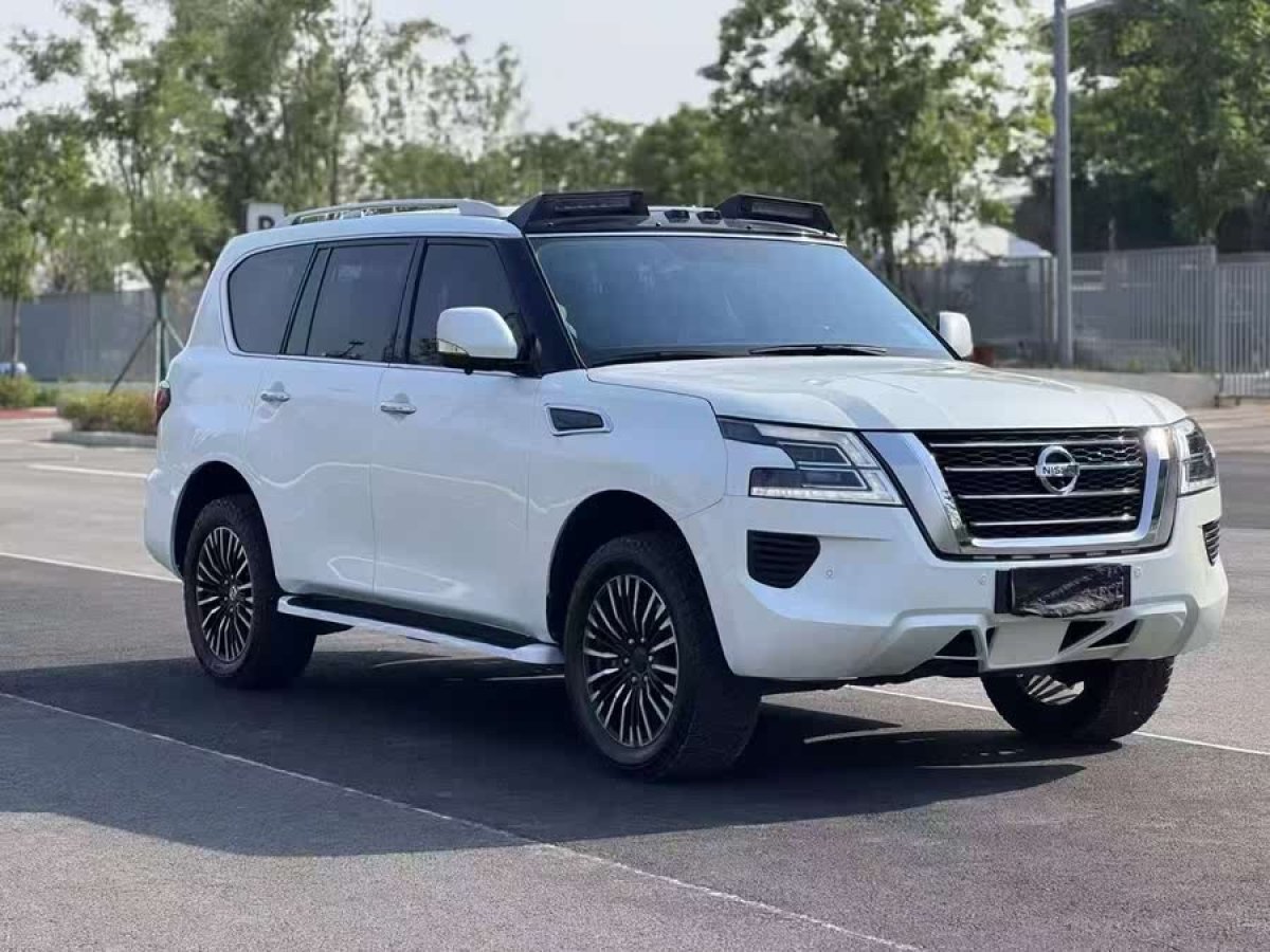 日產(chǎn) 途樂  2018款 4.0L 領英型圖片