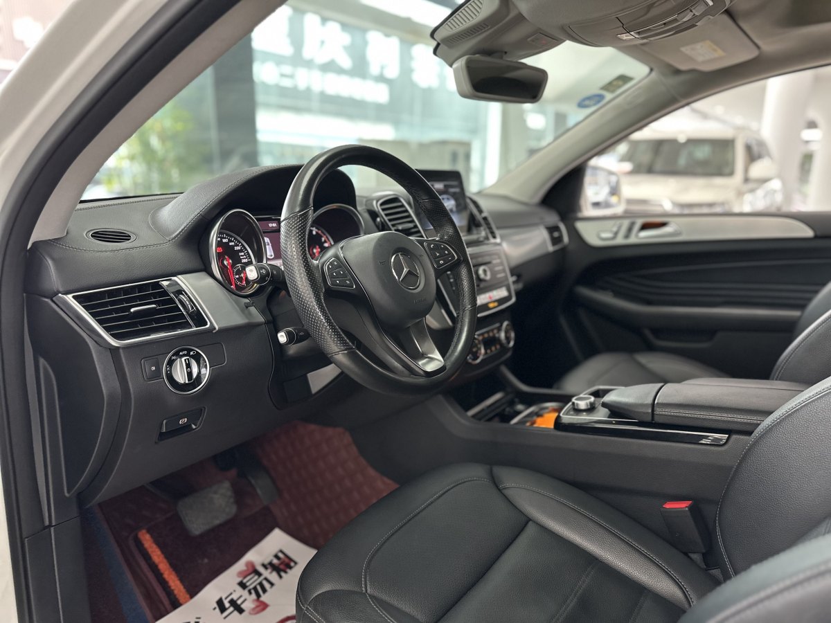 奔馳 奔馳GLE轎跑  2018款 GLE 320 4MATIC 轎跑SUV圖片