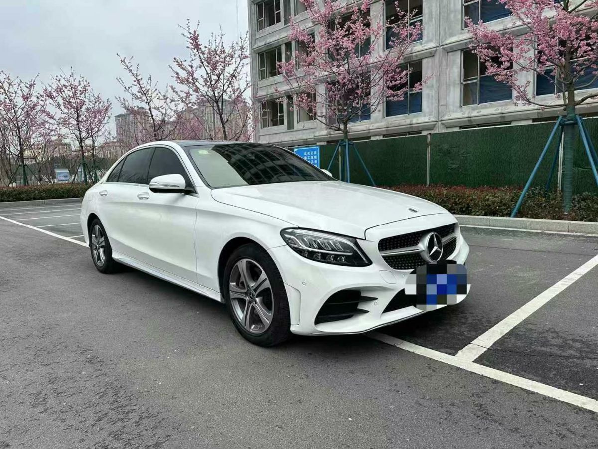 2020年1月奔馳 奔馳C級  2020款 C 300 L