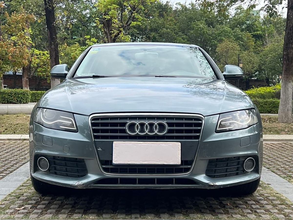 奧迪 奧迪A4L  2011款 2.0 TFSI 標(biāo)準(zhǔn)型圖片