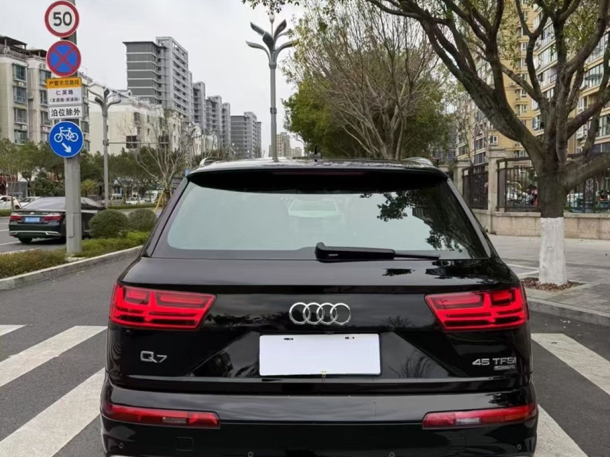 奧迪 奧迪Q7  2018款 40 TFSI 舒適型圖片