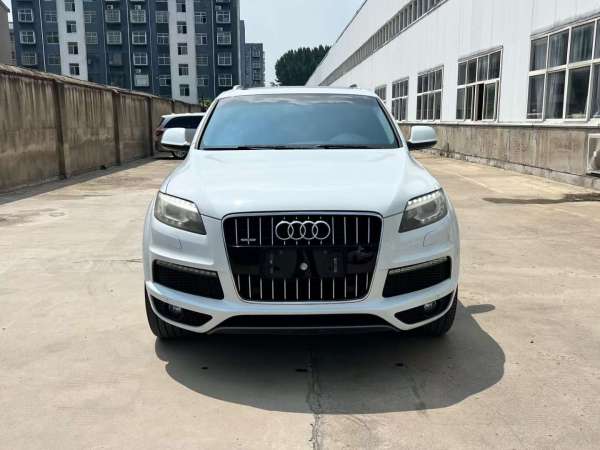 奥迪 奥迪Q7  2014款 35 TFSI 运动型