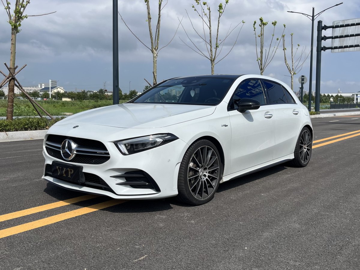 奔驰 奔驰A级AMG  2022款 AMG A 35 4MATIC图片