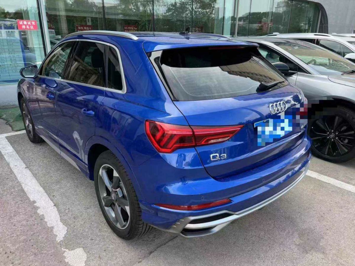 2020年1月奧迪 奧迪Q3  2020款 35 TFSI 時(shí)尚動(dòng)感型