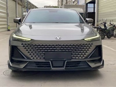 2022年6月 長(zhǎng)安 長(zhǎng)安UNI-V 1.5T 運(yùn)動(dòng)版圖片