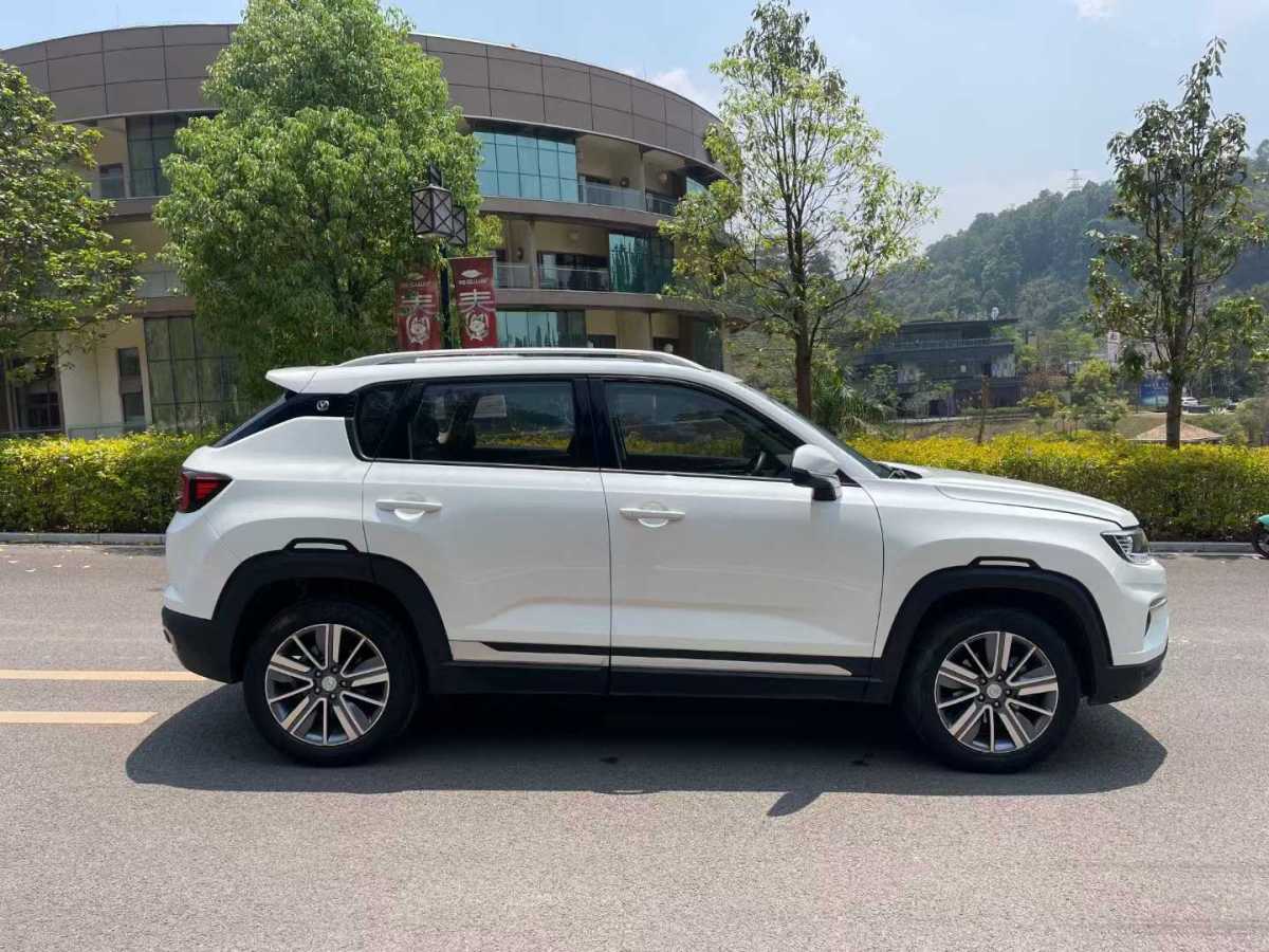 長安 CS35 PLUS  2019款 1.4T 自動(dòng)暢聯(lián)藍(lán)鯨版圖片