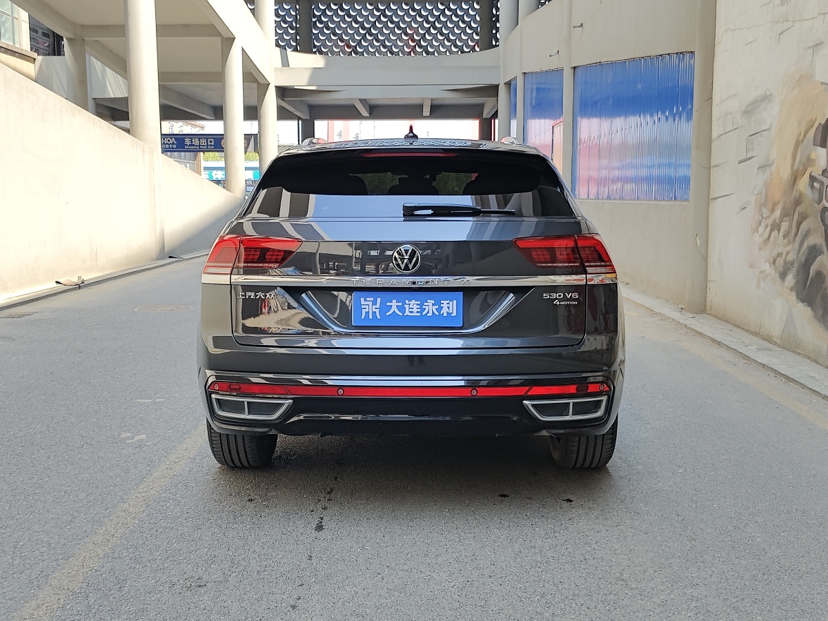 大眾 途昂  2022款 530 V6 四驅(qū)尊崇豪華版圖片