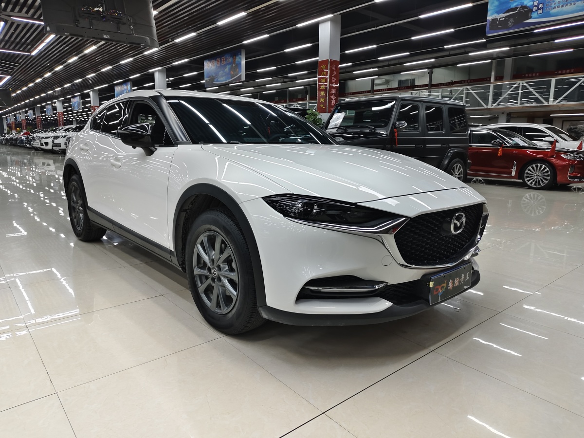 馬自達 CX-4  2020款 2.0L 自動兩驅(qū)藍天品位版圖片