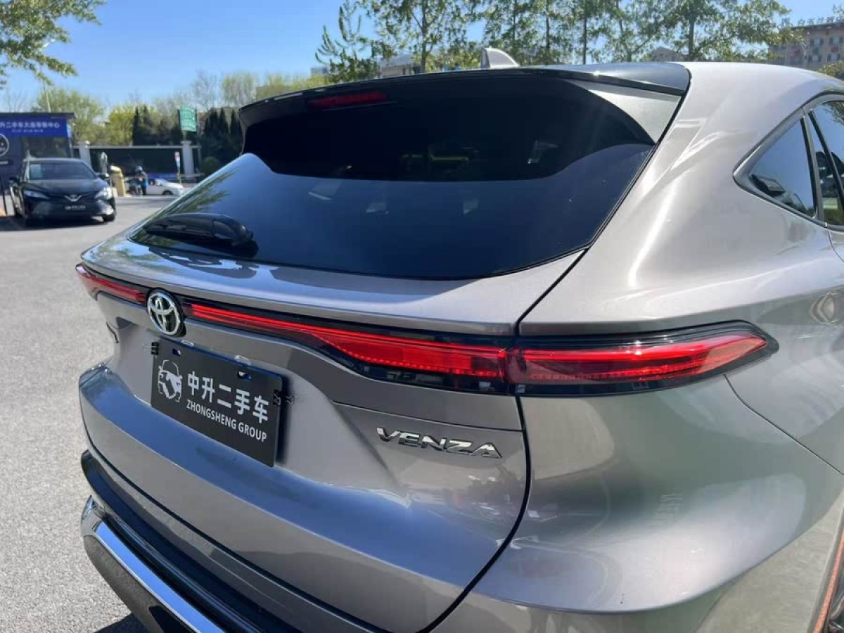 豐田 威颯  2023款 2.0L CVT兩驅(qū)豪華版圖片