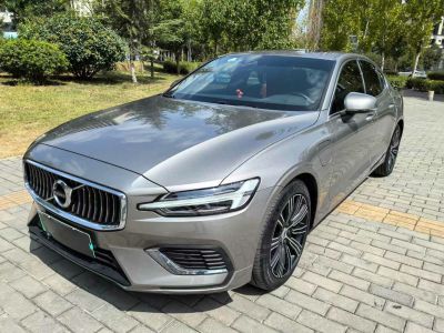 2021年1月 沃尔沃 S60L新能源 T8 E驱混动 四驱智逸豪华版图片