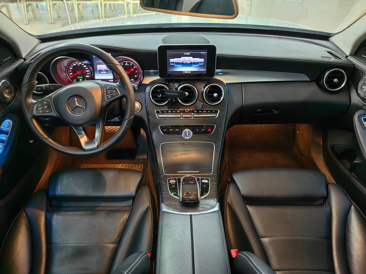 奔驰 奔驰C级  2016款 C 200 L 运动型图片