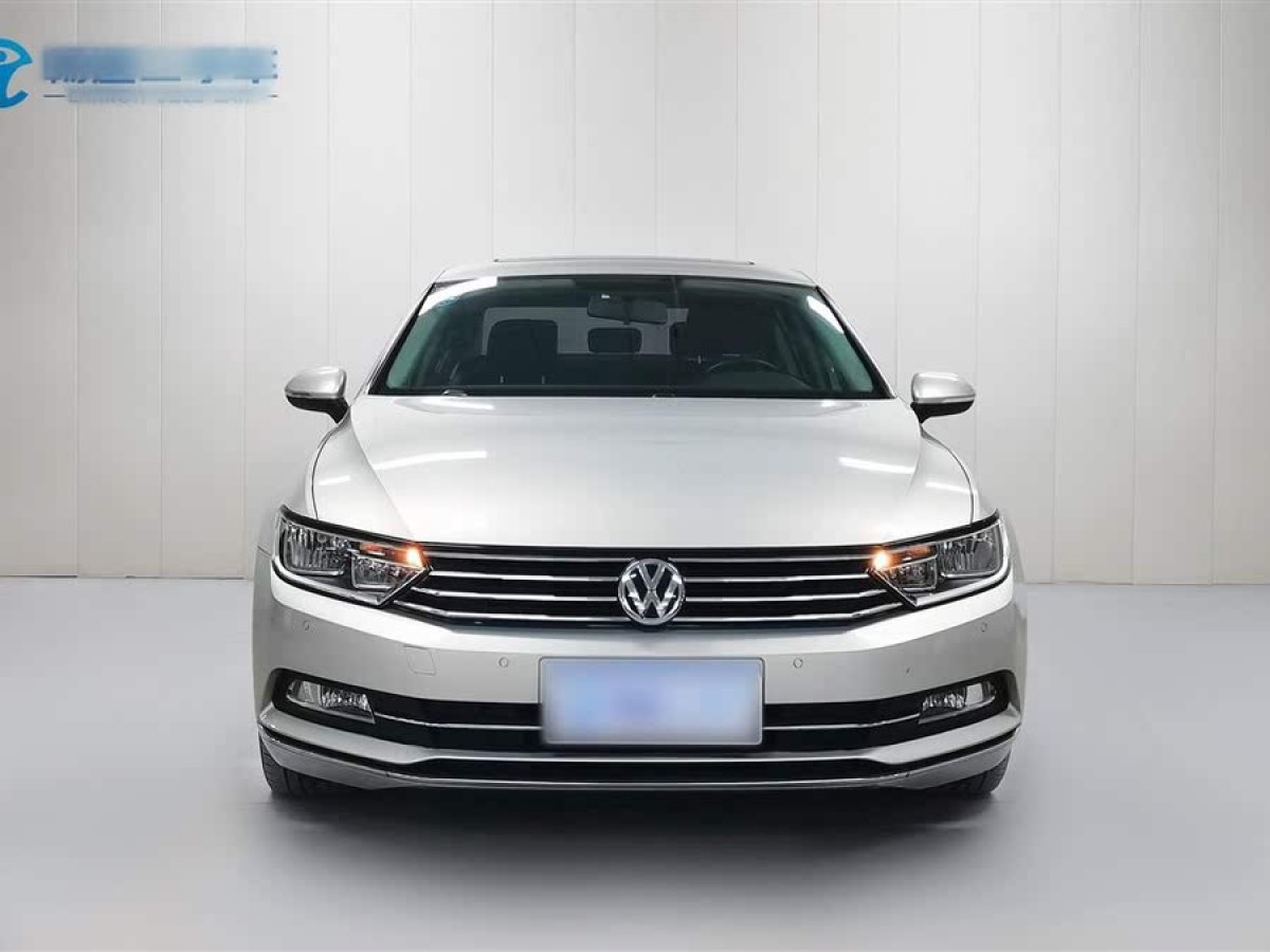 大眾 邁騰  2018款 330TSI DSG 領(lǐng)先型圖片