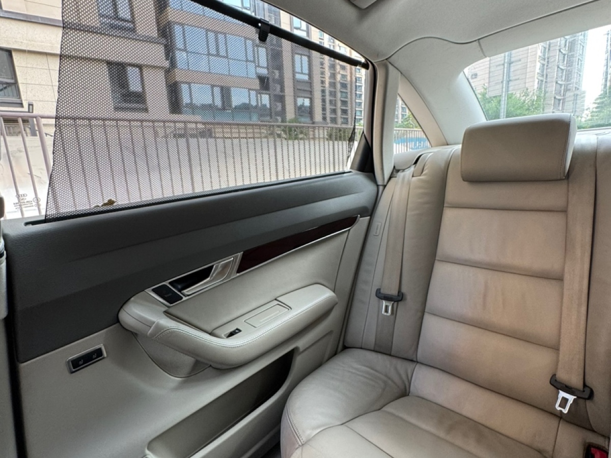 奧迪 奧迪A6L  2011款 2.8 FSI 豪華型圖片