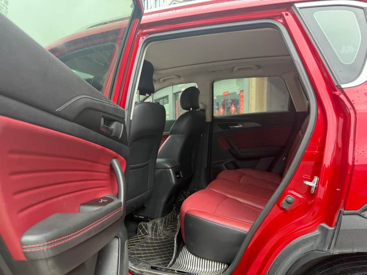 長安 CS35 PLUS  2019款 1.4T 自動智聯(lián)藍(lán)鯨版圖片