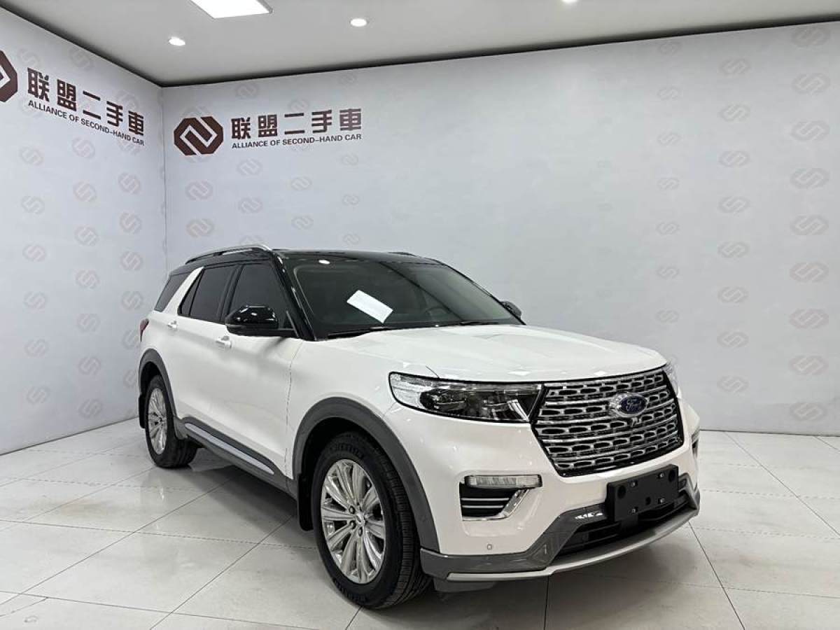 福特 探險(xiǎn)者  2023款 EcoBoost 285 四驅(qū)鈦金版 6座圖片