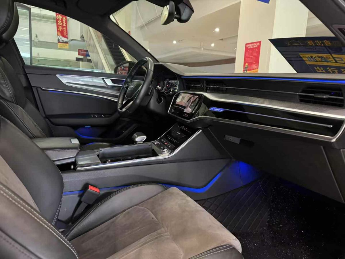 奧迪 奧迪A6L  2019款 40 TFSI 豪華動(dòng)感型圖片