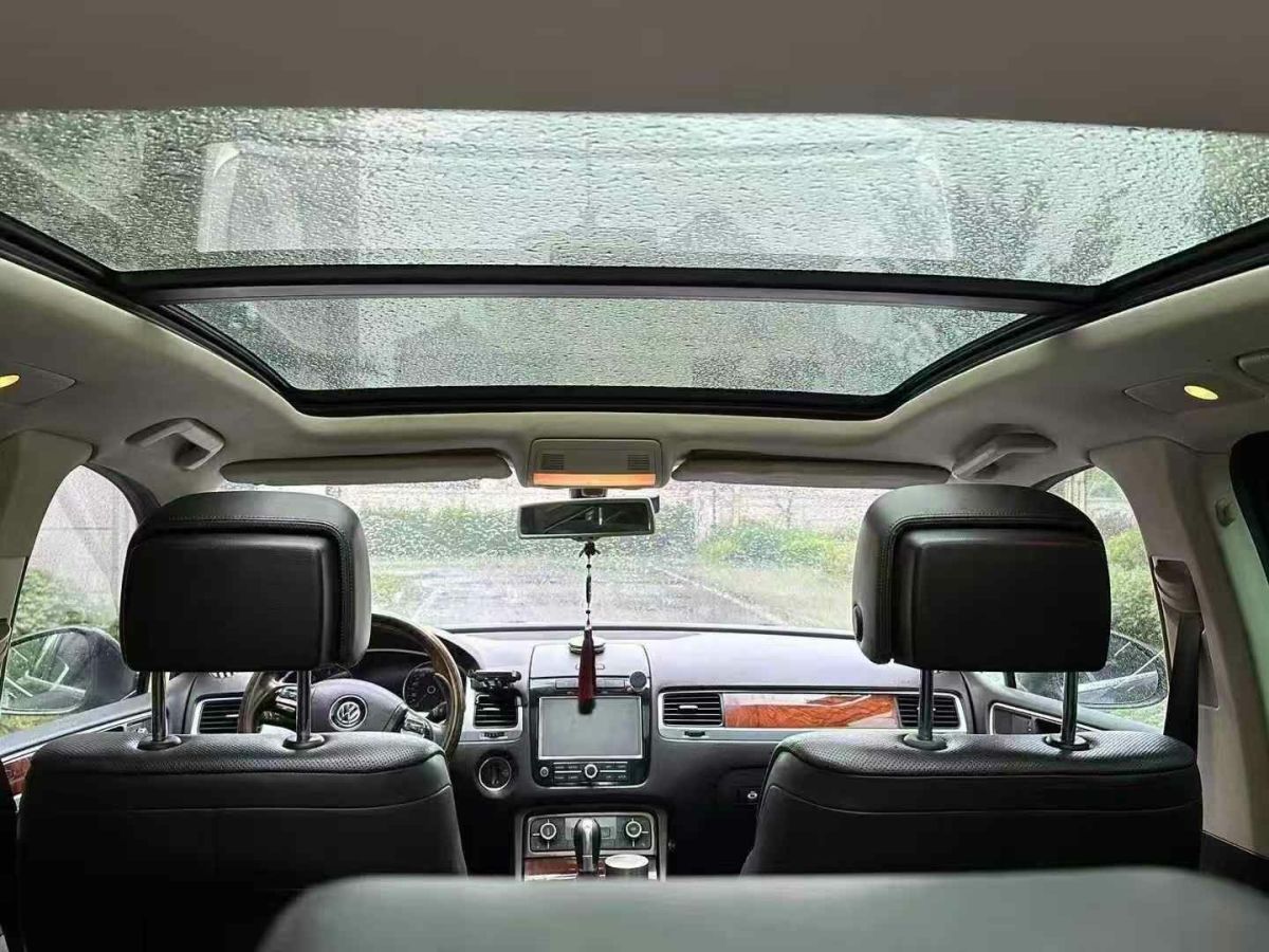 大眾 途銳  2013款 3.0TSI X 十周年限量版圖片