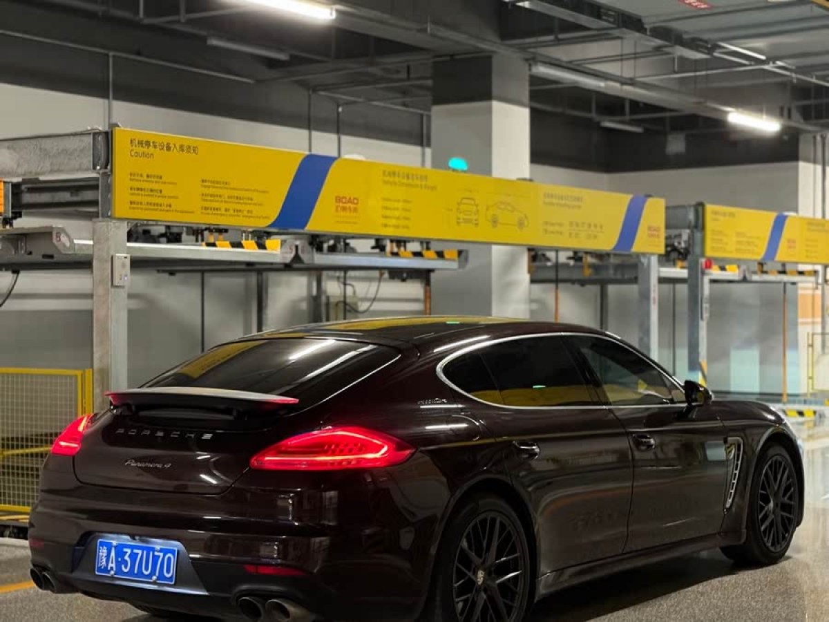 保時(shí)捷 Panamera  2014款 Panamera 4 Executive 3.0T圖片