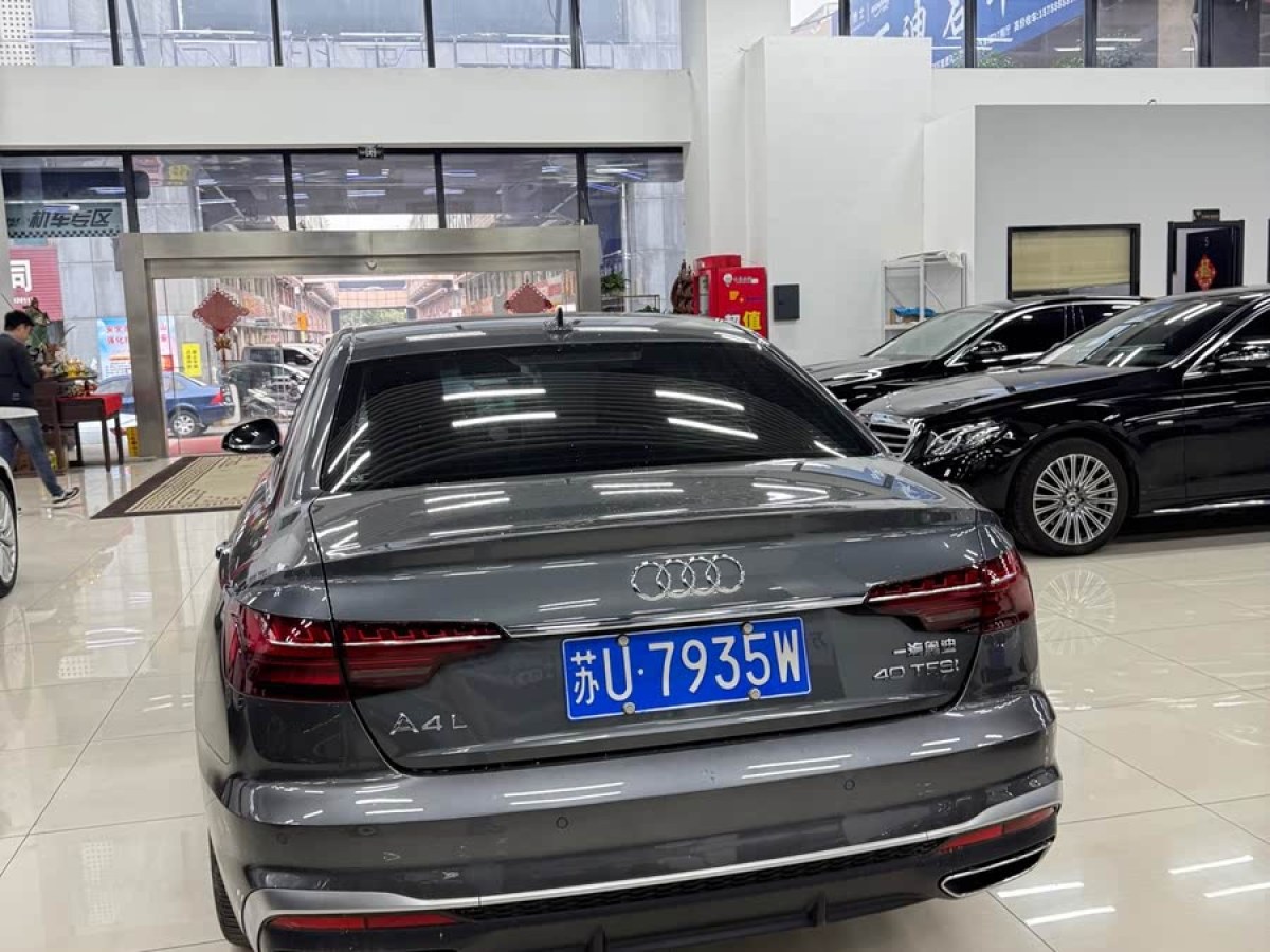 奧迪 奧迪A4L  2022款 40 TFSI 時(shí)尚動(dòng)感型圖片