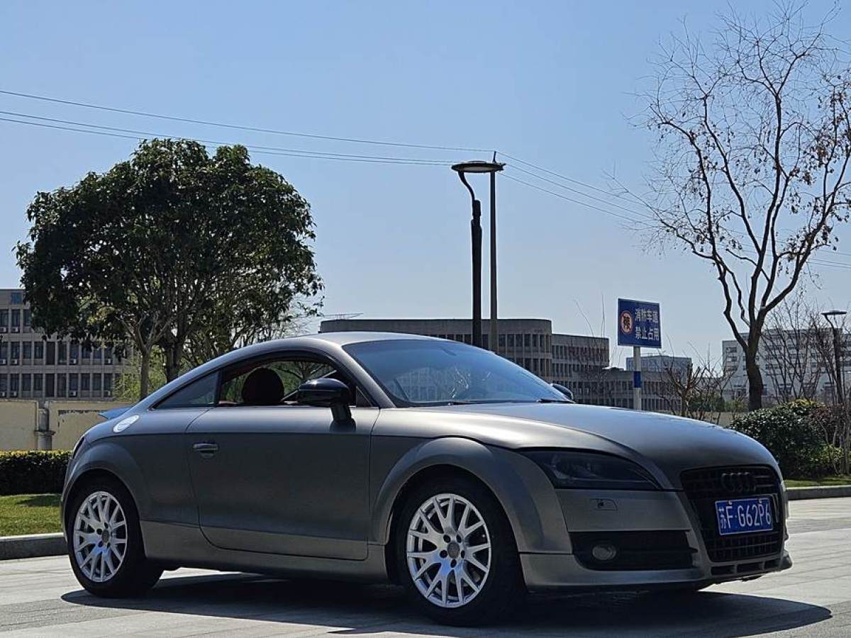 2009年9月奧迪 奧迪TT  2008款 TT Coupe 2.0TFSI