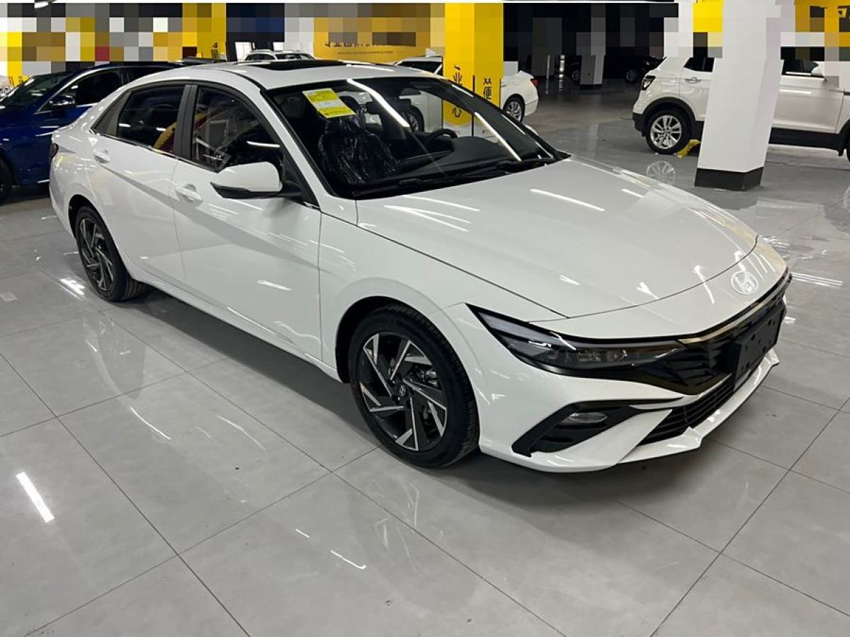 現(xiàn)代 伊蘭特  2023款 1.5L CVT GLS領(lǐng)先版圖片