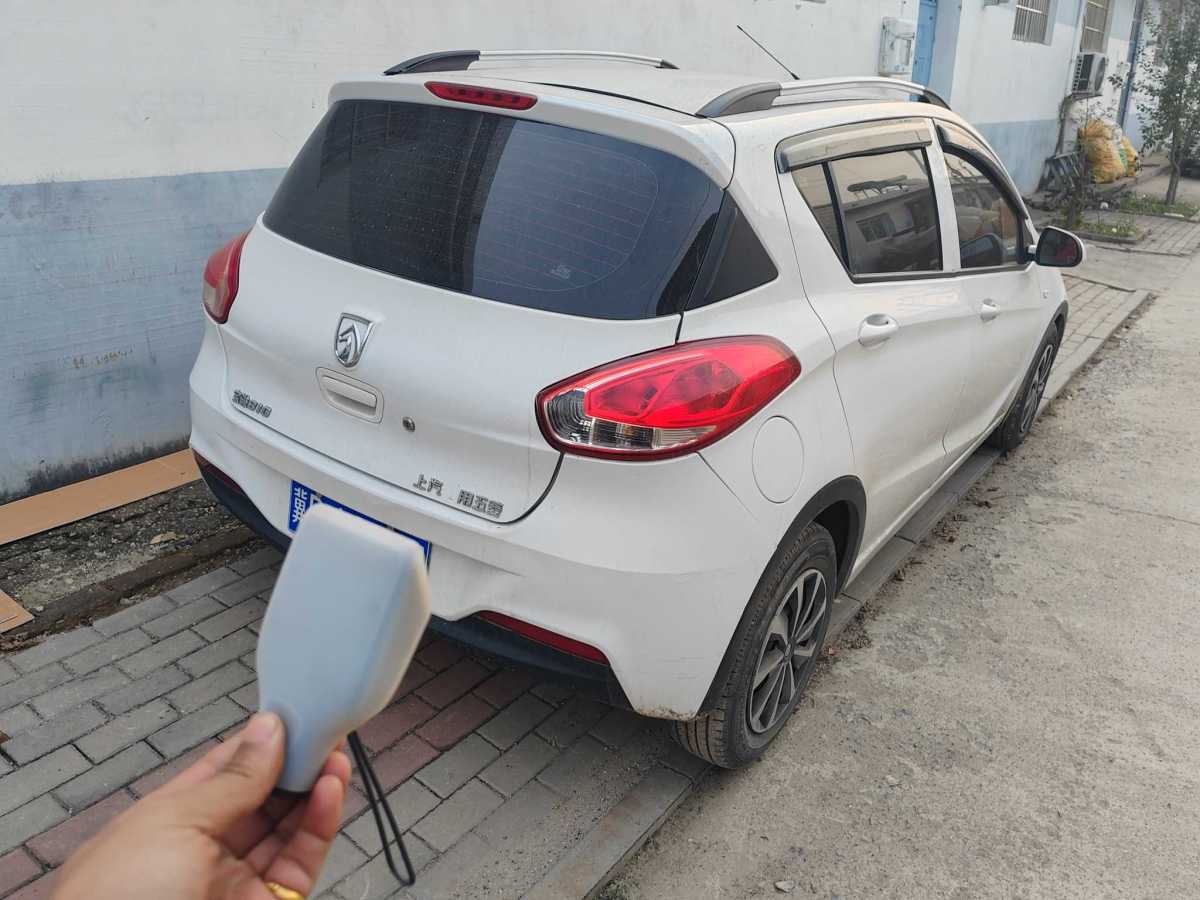 寶駿 310  2016款 1.2L 手動舒適型圖片