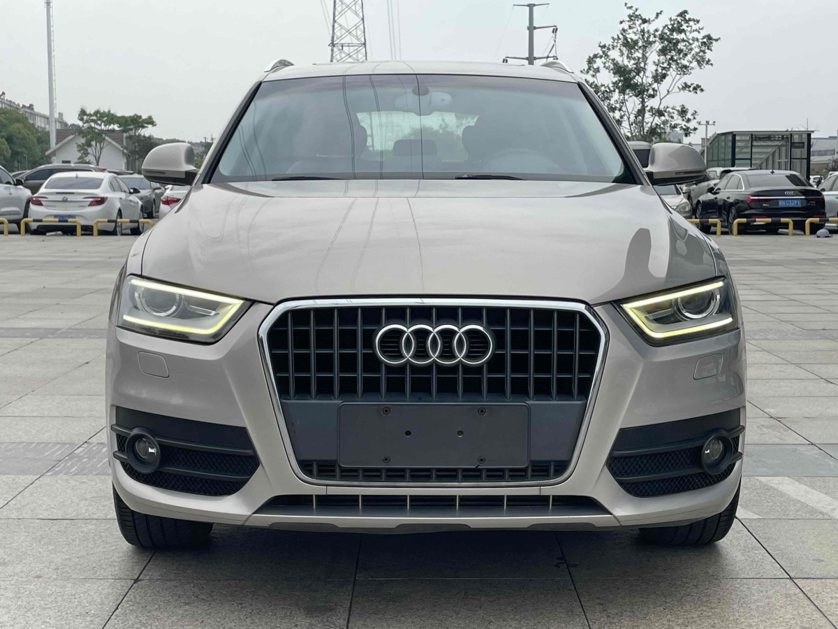 奧迪 奧迪Q3  2013款 35TFSI 舒適型圖片