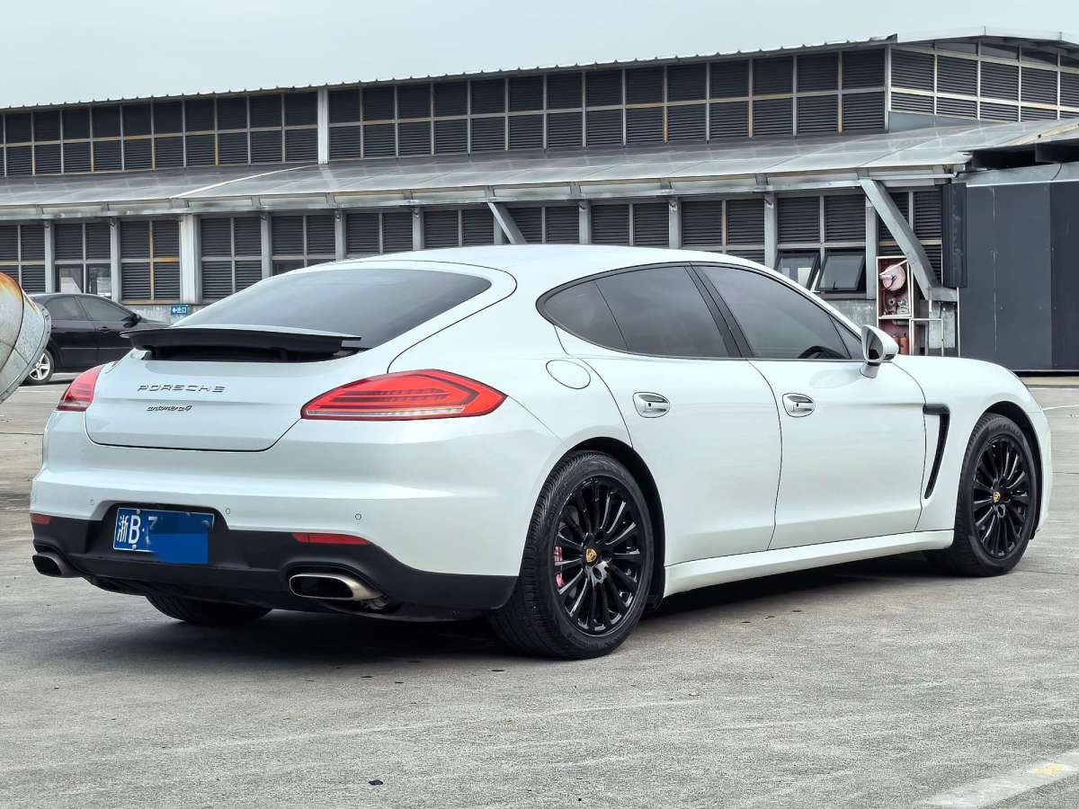 保時(shí)捷 Panamera  2016款 Panamera 4 Edition 3.0T圖片