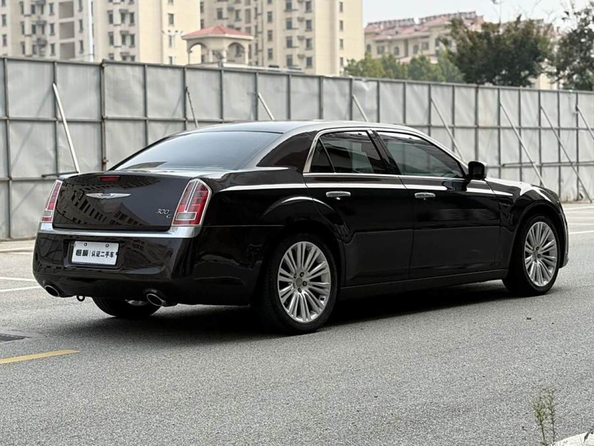 克萊斯勒 300C  2013款 3.6L 尊崇版圖片