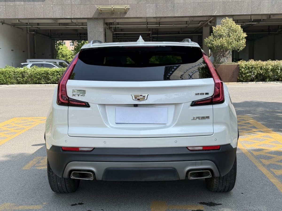 凱迪拉克 XT4  2018款 28T 兩驅(qū)領(lǐng)先型圖片