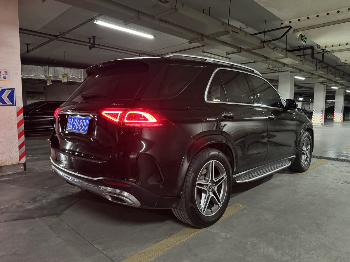 奔馳 奔馳GLE  2020款 改款 GLE 450 4MATIC 豪華型圖片