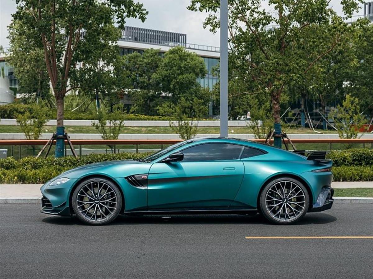 阿斯頓·馬丁 V8 Vantage  2021款 F1 Edition Coupe圖片