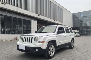 自由客 Jeep 2.4L 豪華導航版