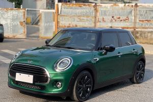 MINI MINI 1.5T COOPER 藝術(shù)家 五門(mén)版